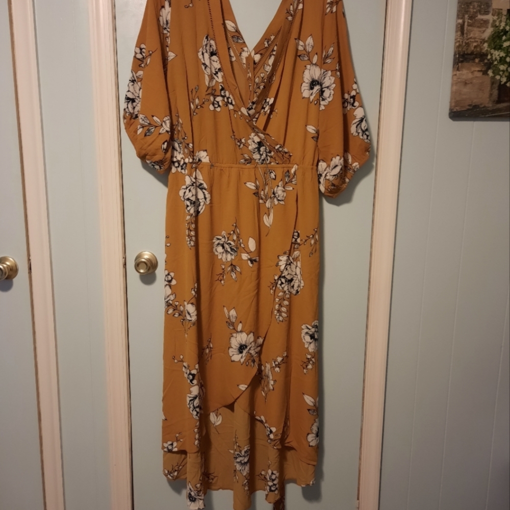 New city chic xxl/24 maxi hi-lo dress